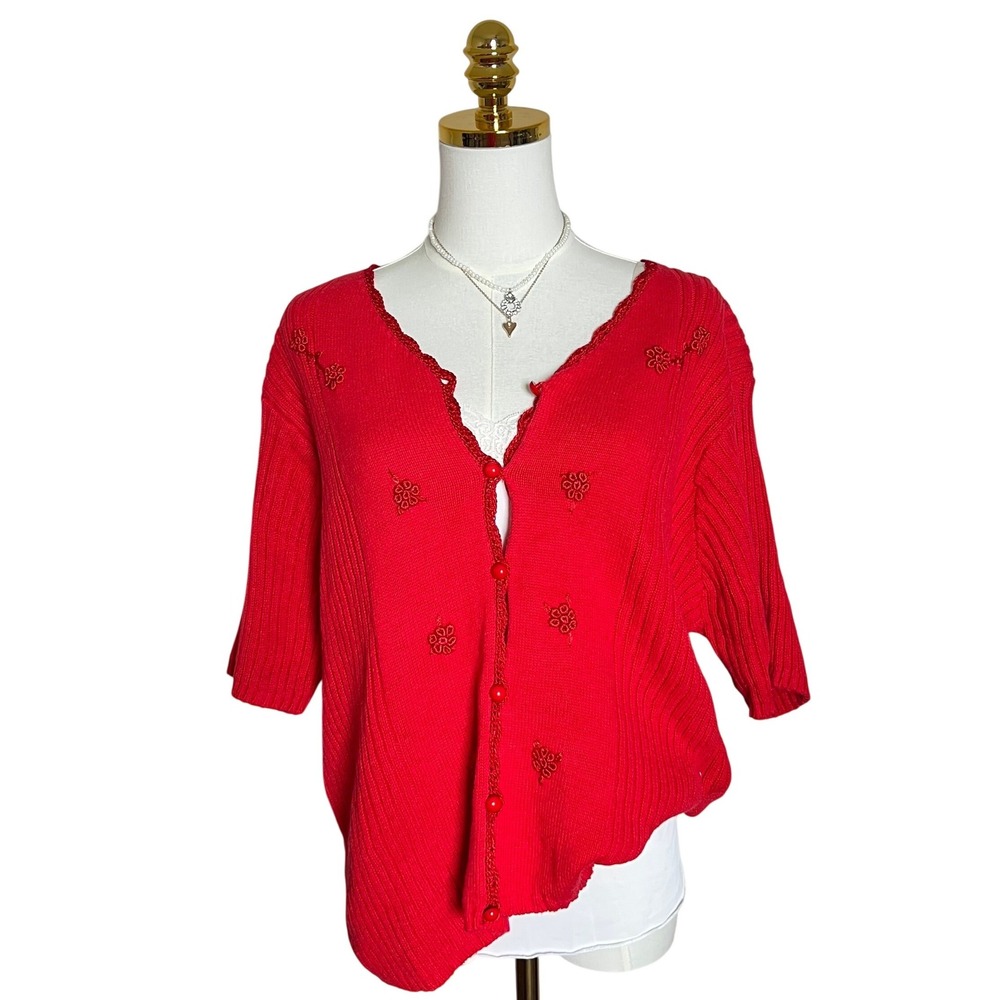 Vintage Red‎ Floral Embroidered cottagecore grandmacore button sweater